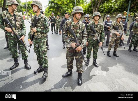  Bangkok 2014'de Askeri Darbe: Netikizasyon Çağında Güç Mücadelesi ve Toplumsal Yansımaları